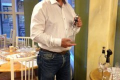 20140923_162834981_iOS