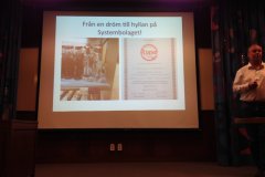 20140923_171616835_iOS