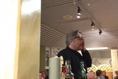 20150317_194106337_iOS