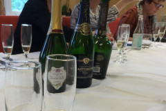 20150530_162307078_iOS