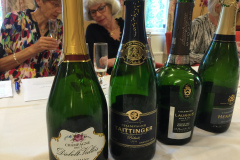 20150530_162437556_iOS