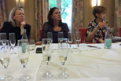 20150530_162811836_iOS